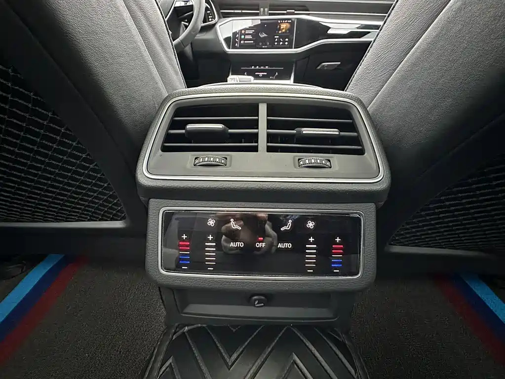 AUDI A6L 2021