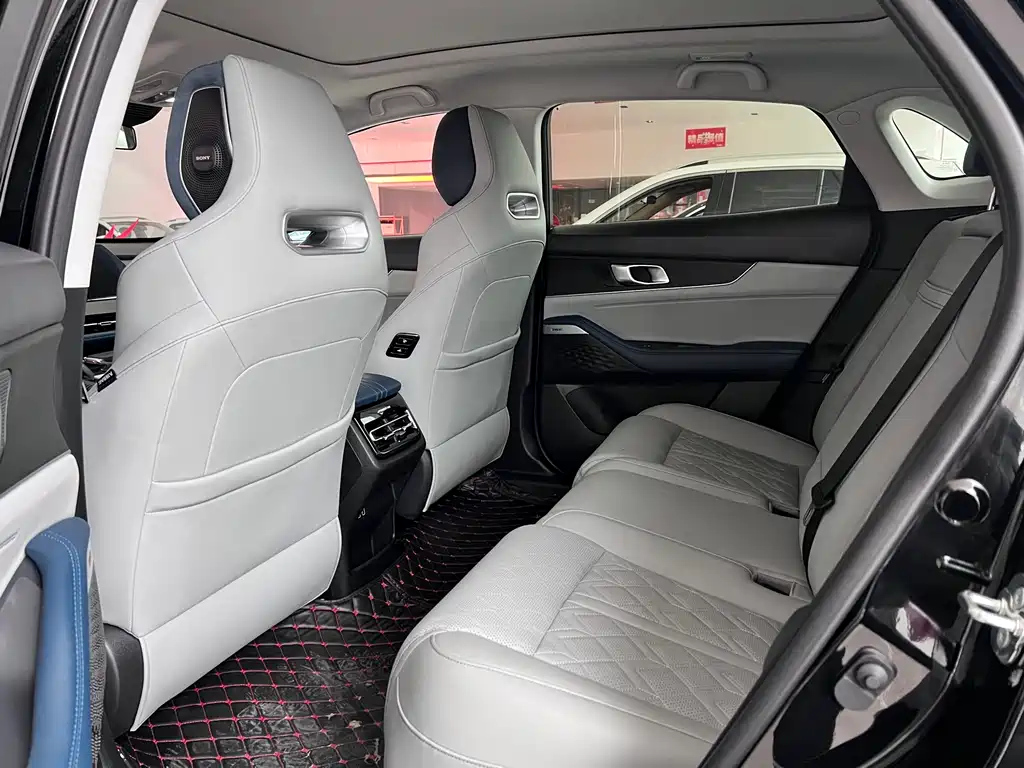 CHANGAN UNI-K SMART IDD 2022