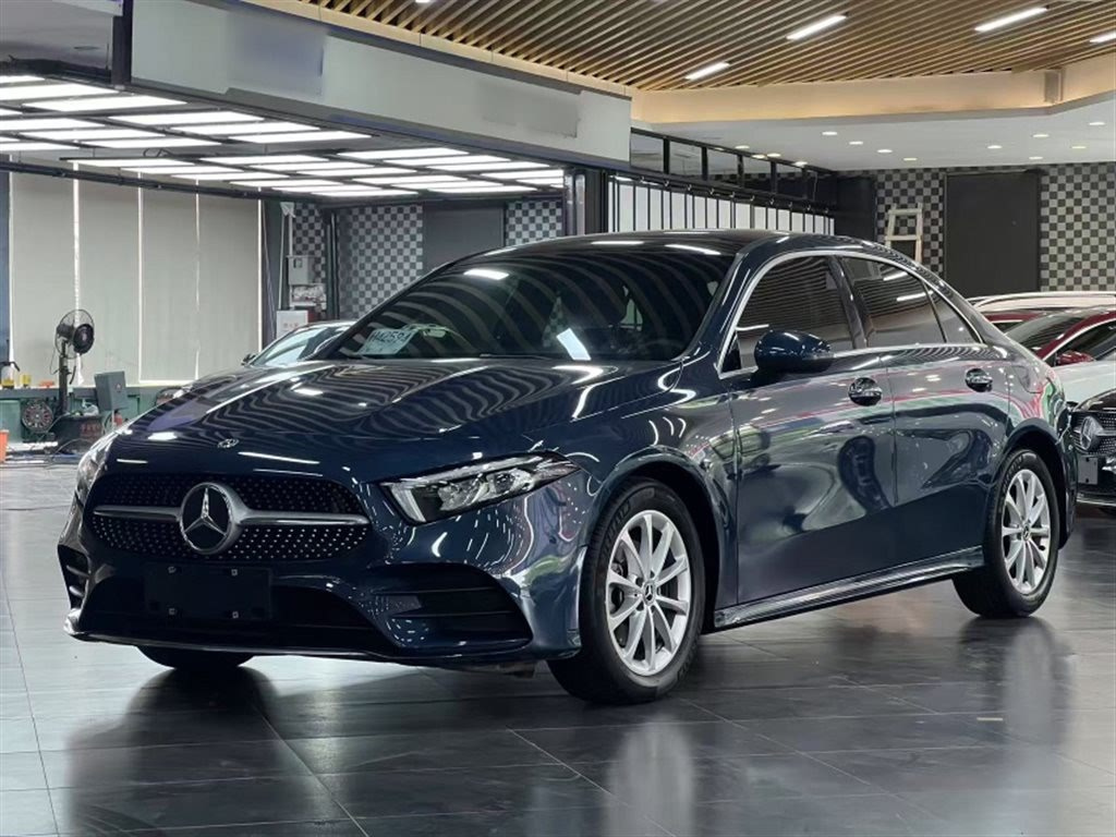 MERCEDES BENZ A-CLASS 2019