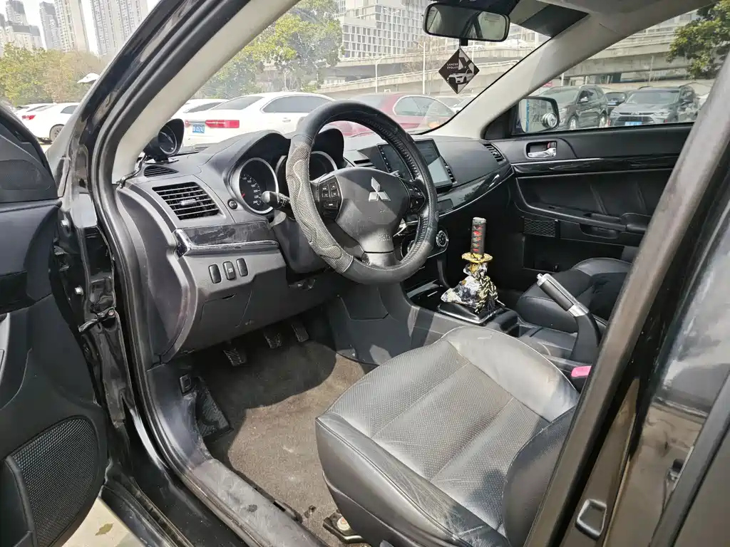 MITSUBISHI LANCER EX 2013