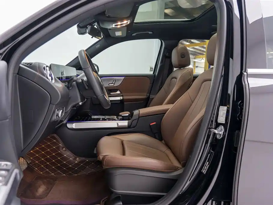 MERCEDES BENZ GLB 2022