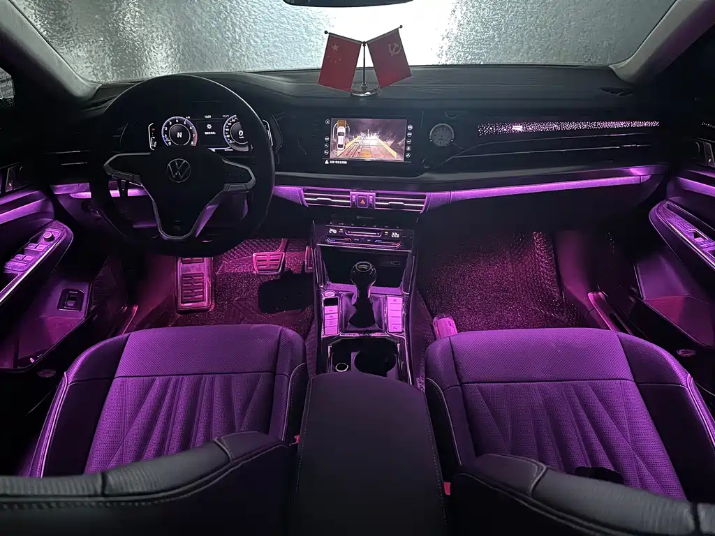 VOLKSWAGEN PASSAT 2022