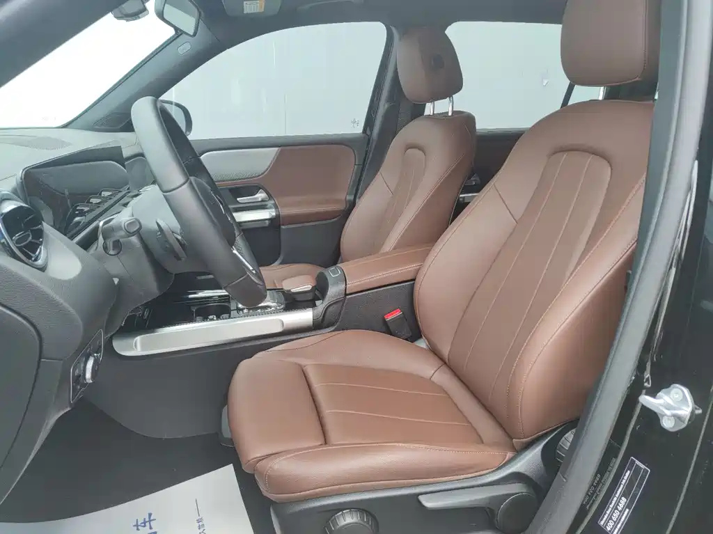 MERCEDES BENZ GLB 2022