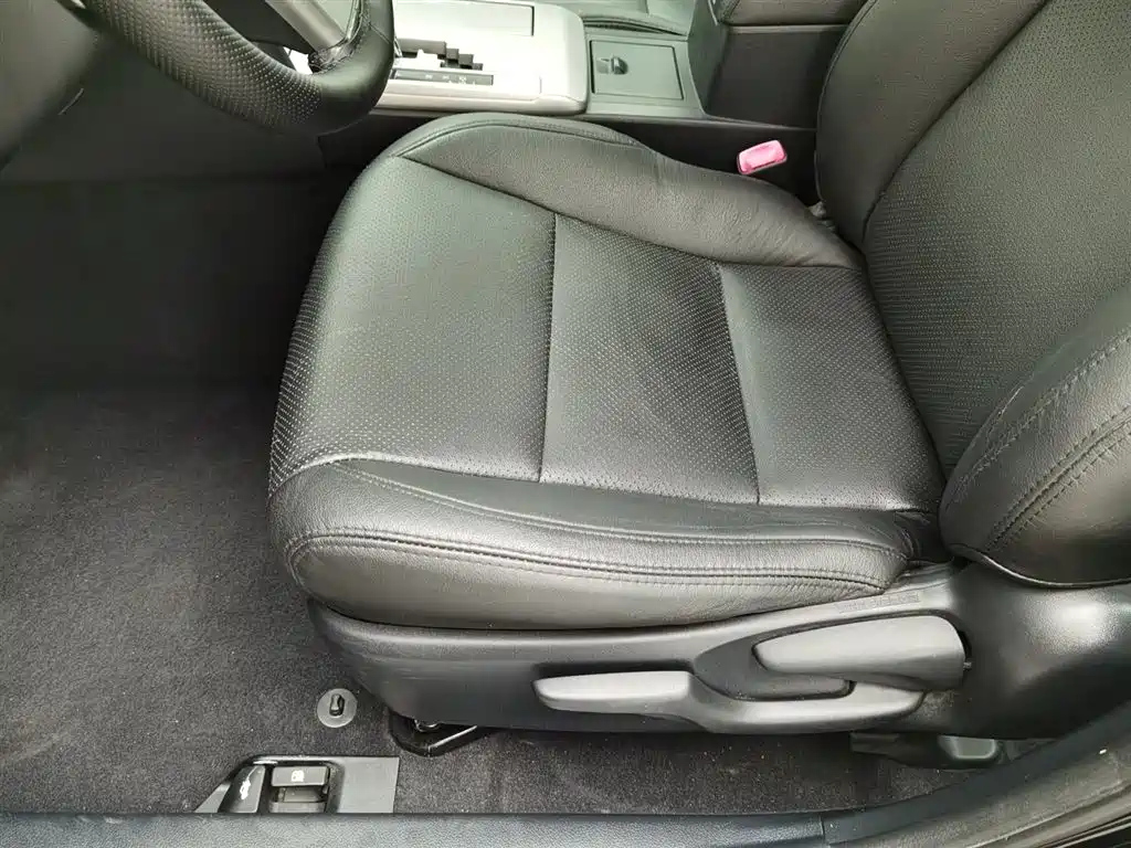 TOYOTA CAMRY 2014