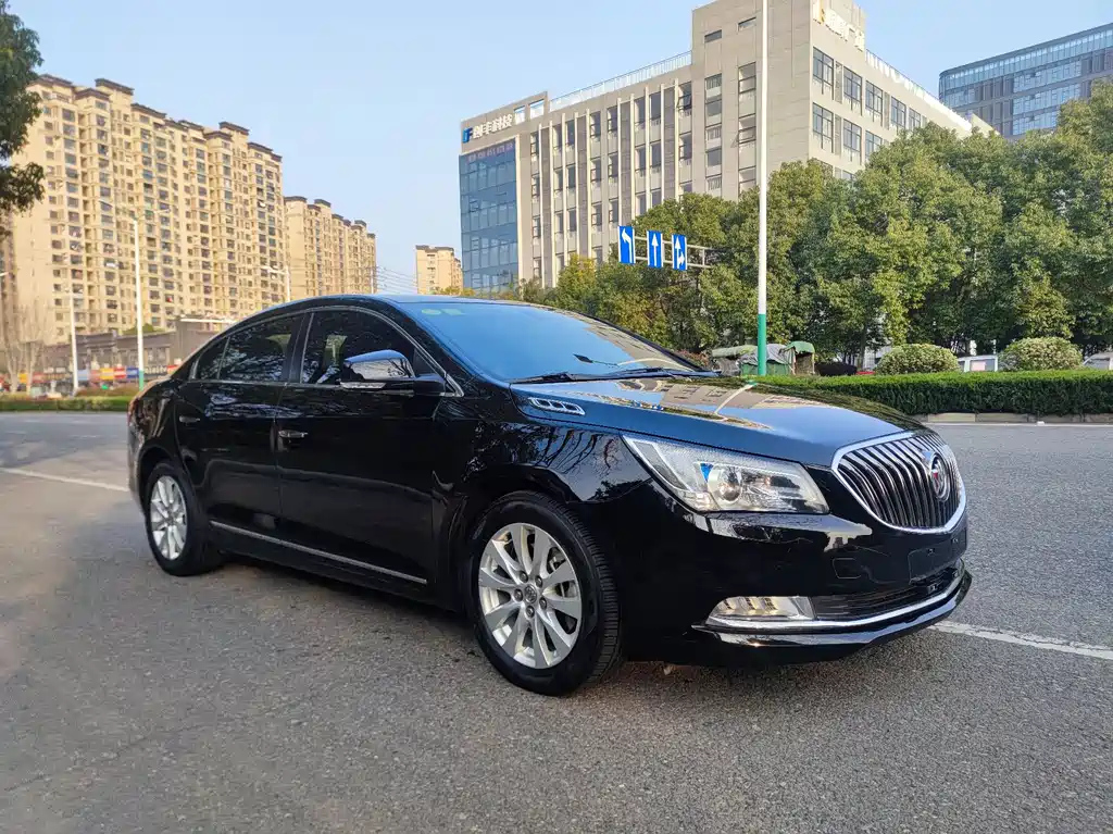 BUICK LACROSSE 2015