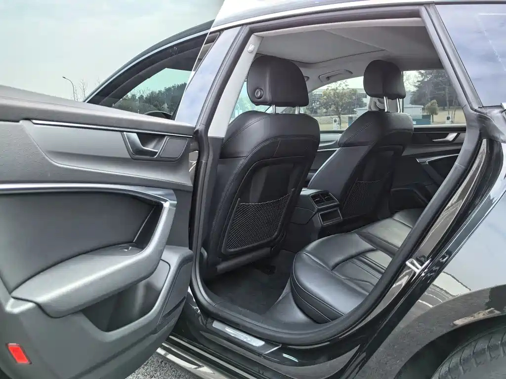 AUDI A7 2021