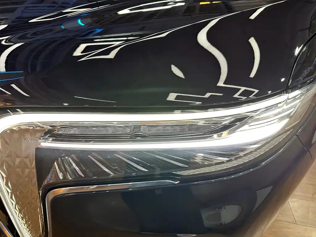 HONGQI HQ9 2022