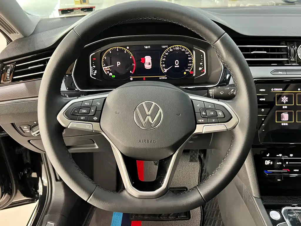 VOLKSWAGEN MAGOTAN 2022