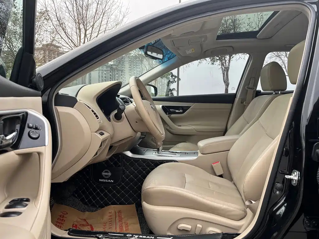 NISSAN TEANA 2018