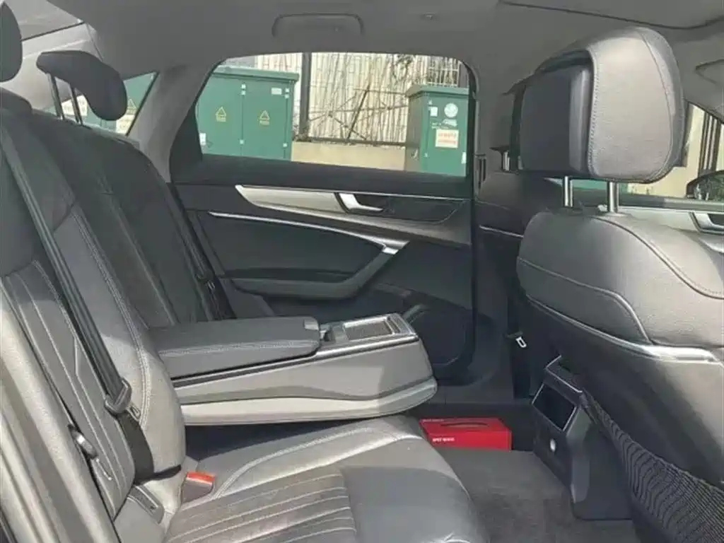 AUDI A6L 2021