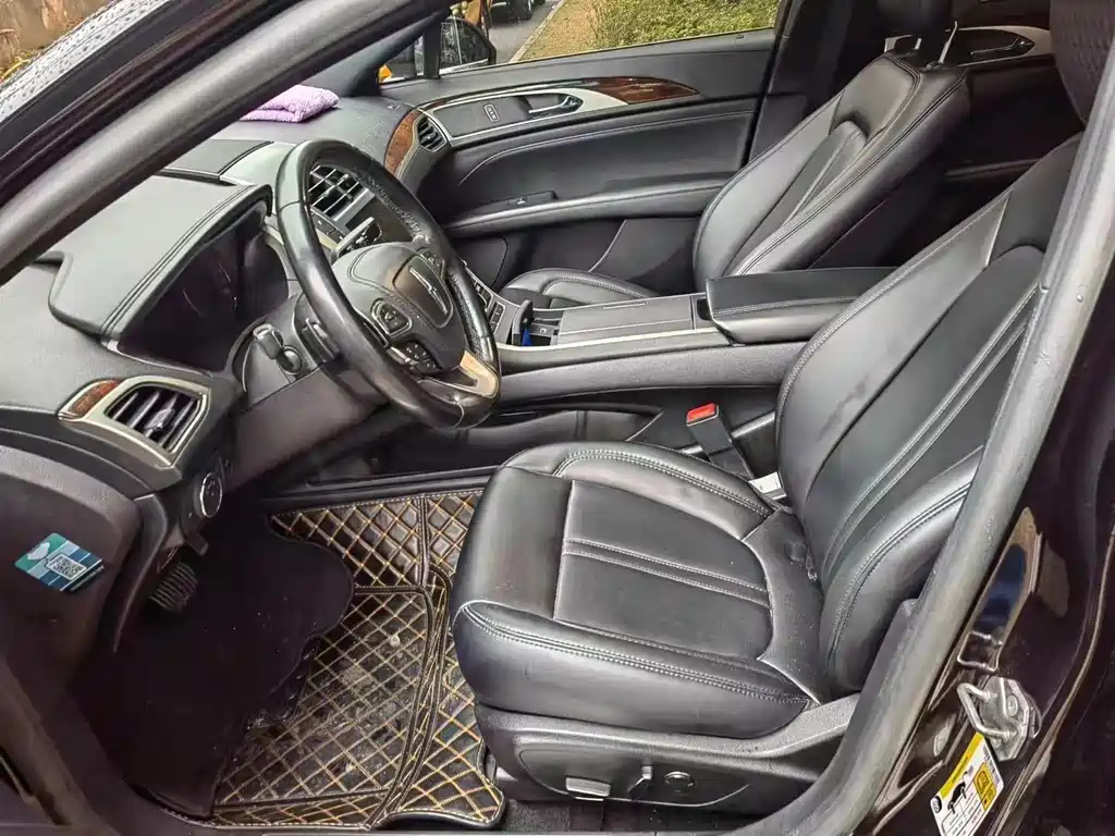 LINCOLN MKZ 2019
