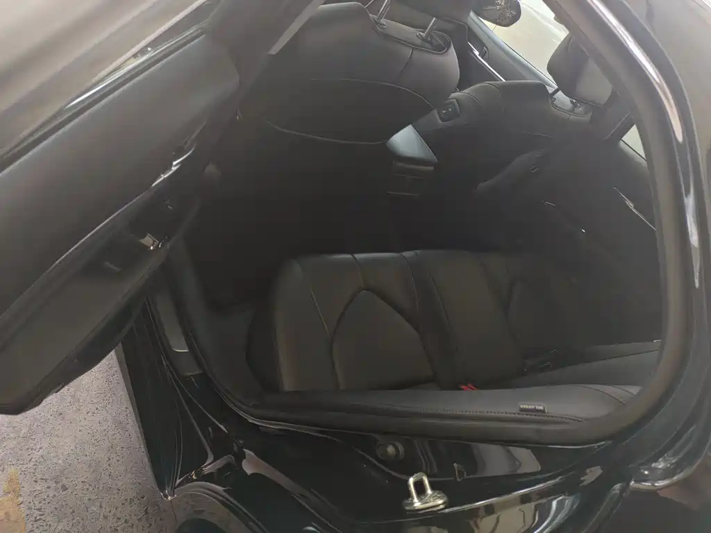 TOYOTA CAMRY 2019