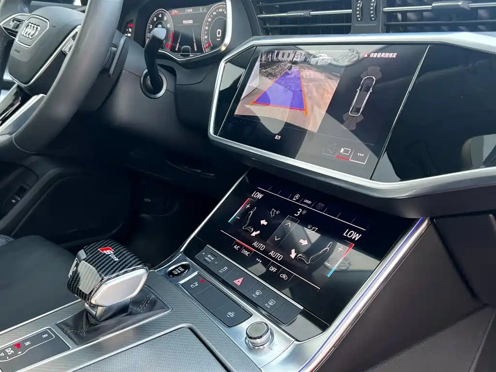 AUDI A6L 2021