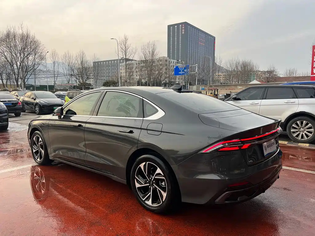 LINCOLN Z 2023