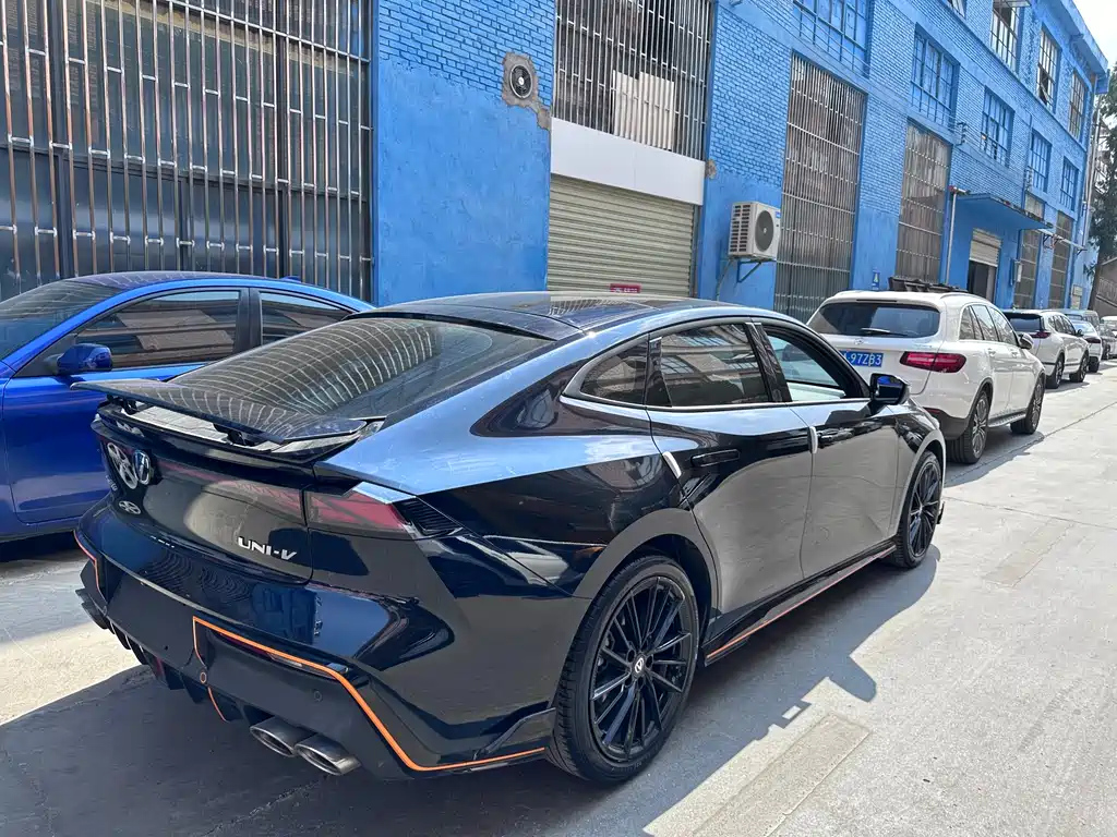 CHANGAN UNI-V 2022