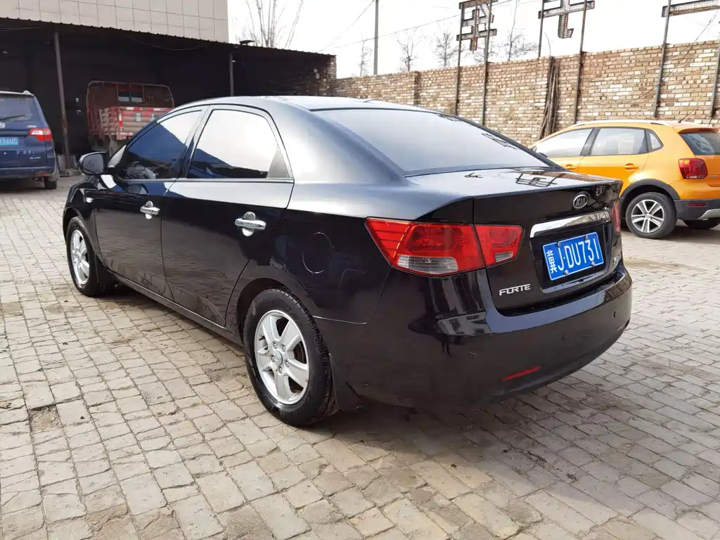KIA FORTE 2012