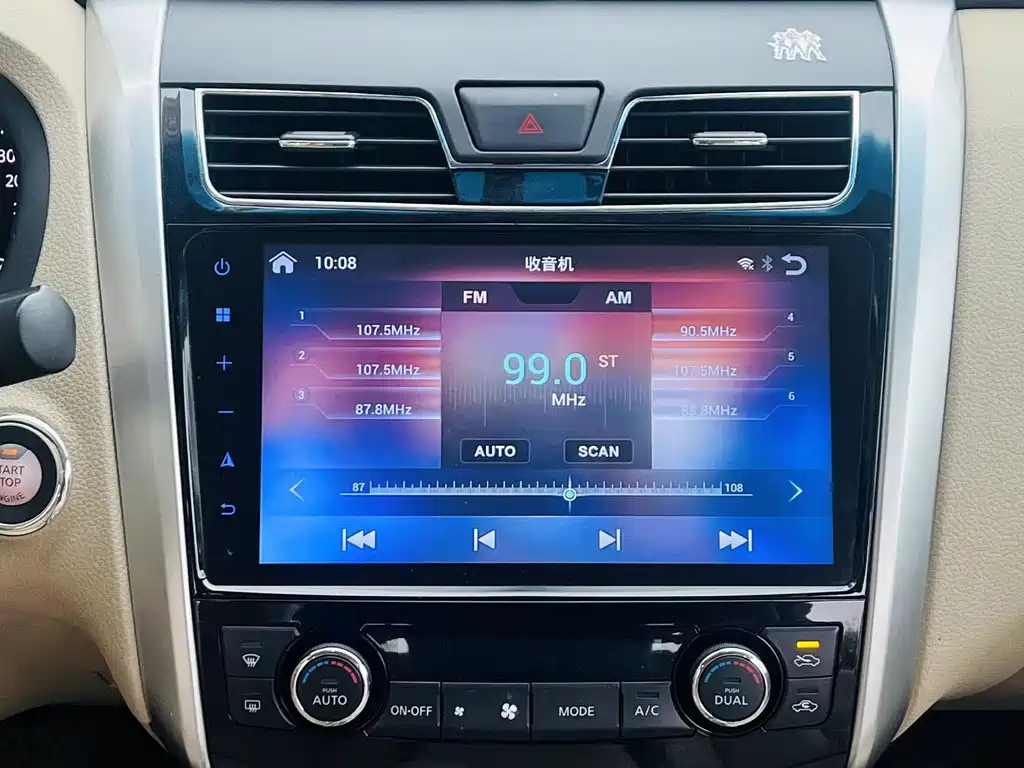 NISSAN TEANA 2019