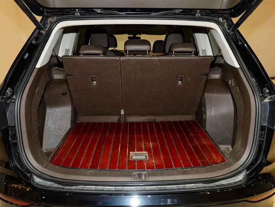 VOLKSWAGEN VILORAN 2021