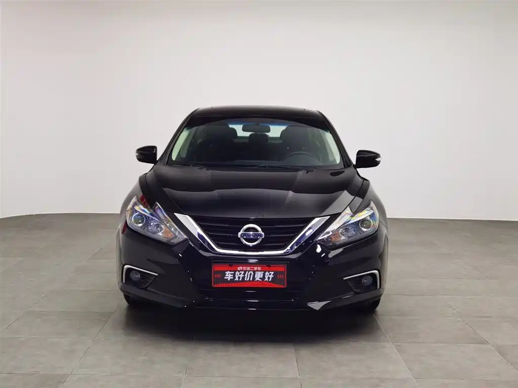 NISSAN TEANA 2018