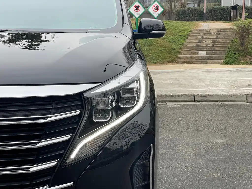 TRUMPCHI M8 2023