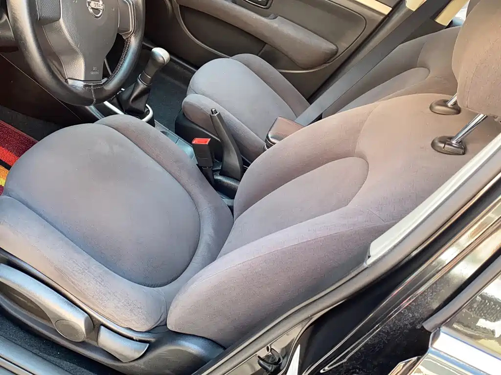 NISSAN SYLPHY 2018