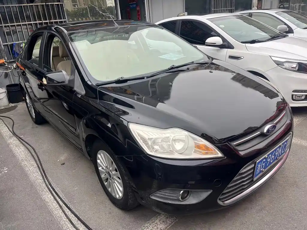 FORD FOCUS 2013
