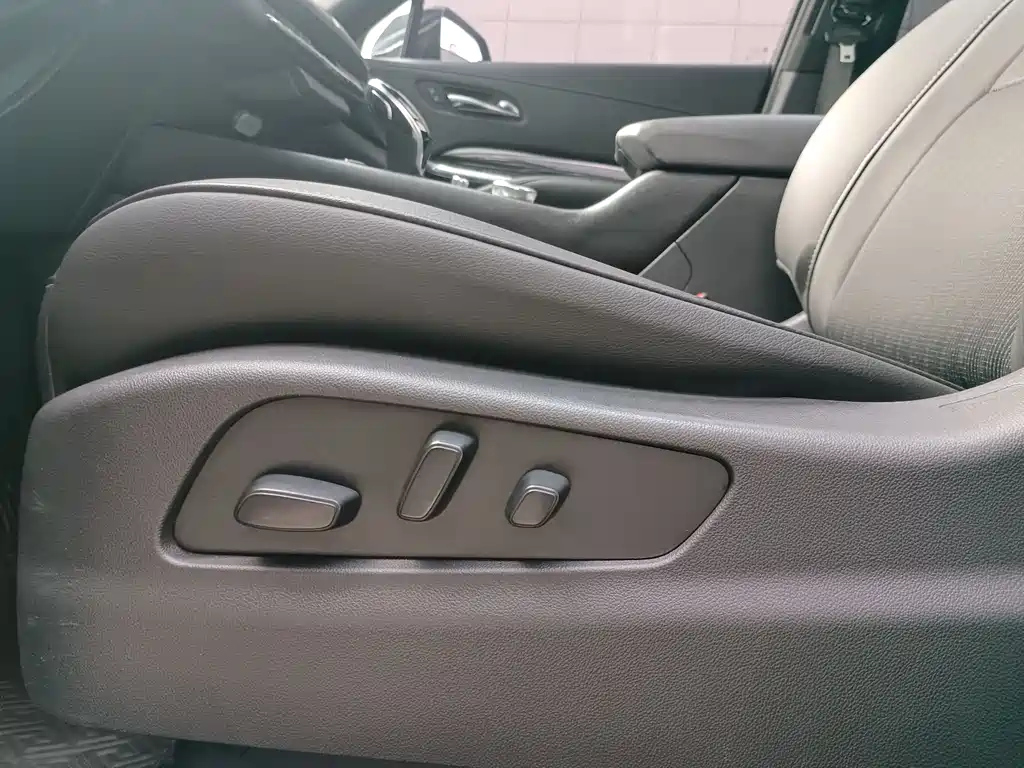 CADILLAC XT4 2020