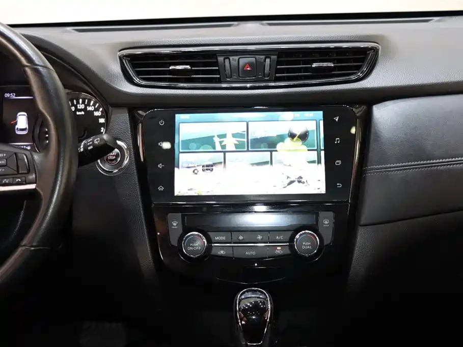 NISSAN X-TRAIL 2019