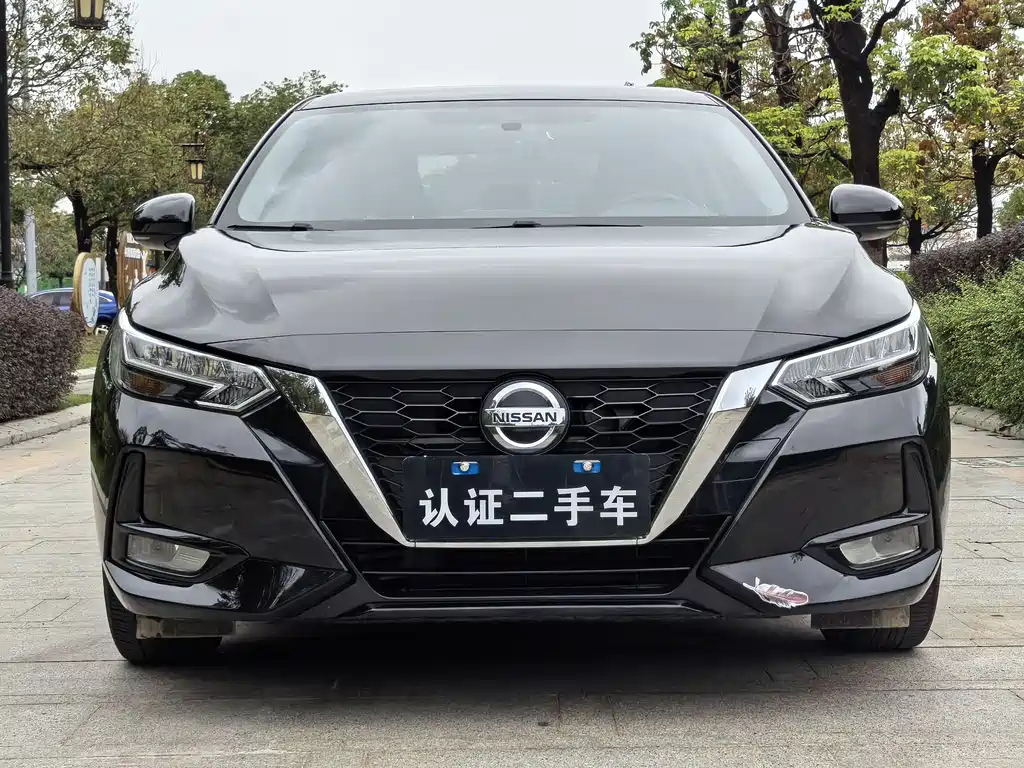 NISSAN SYLPHY 2020