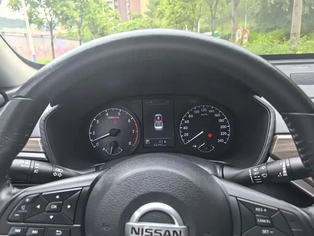 NISSAN TEANA 2021
