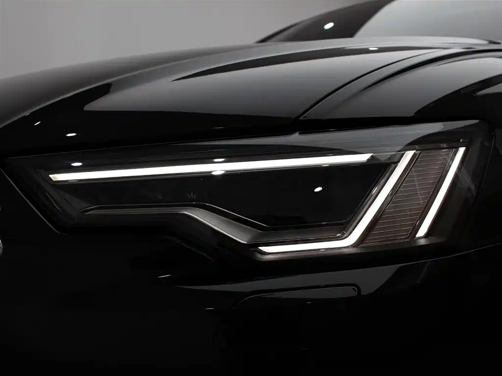 AUDI A6L 2022