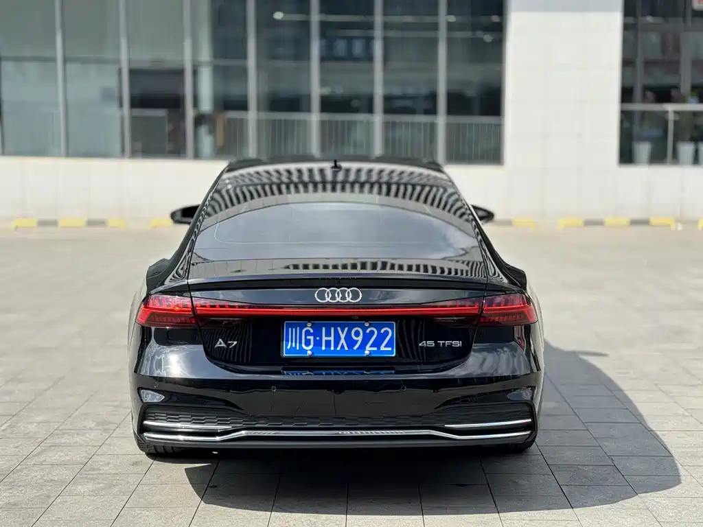 AUDI A7 2021