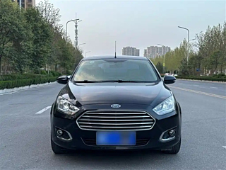 FORD ESCORT  2015