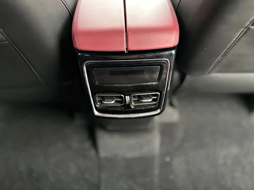 JETOUR X70 PLUS 2021