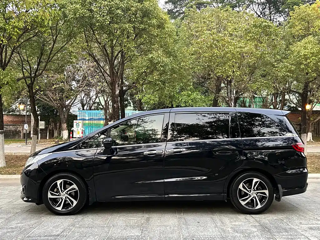 HONDA ODYSSEY 2017