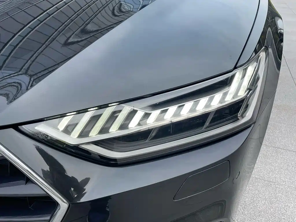 AUDI A7 2021