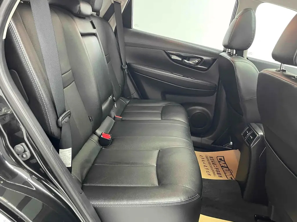 NISSAN X-TRAIL 2020