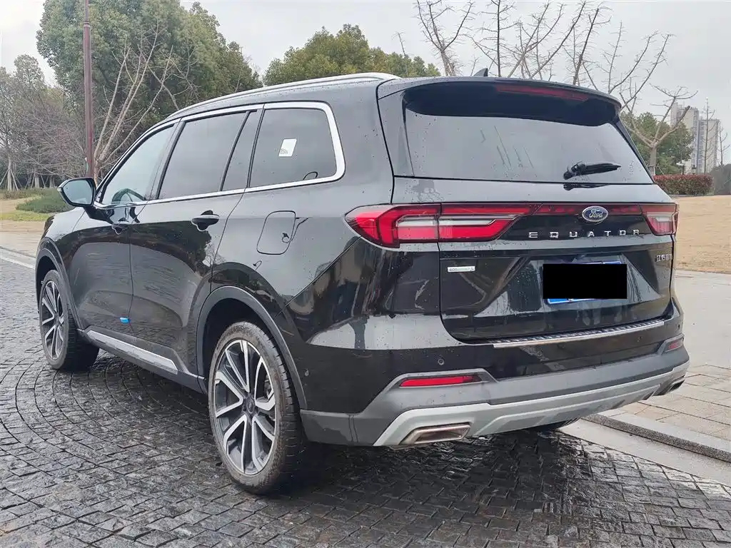 FORD EQUATOR 2023