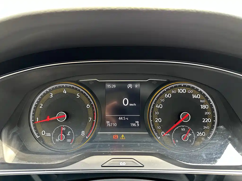 VOLKSWAGEN PASSAT 2021