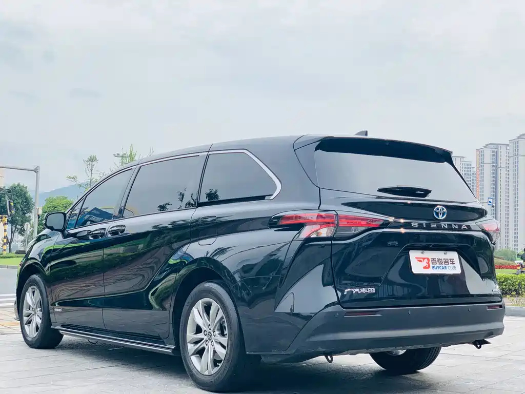 TOYOTA SIENNA SIENNA 2023