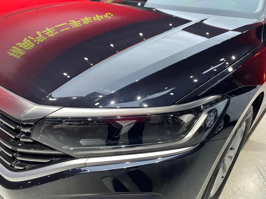 VOLKSWAGEN PASSAT 2022
