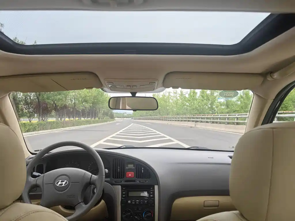 HYUNDAI ELANTRA 2011