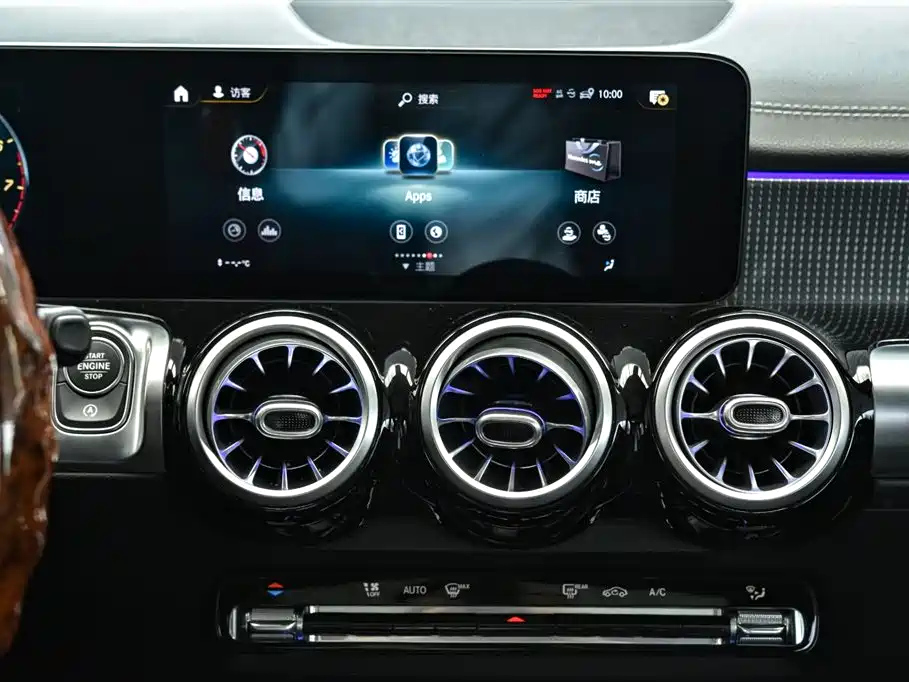 MERCEDES BENZ GLB 2021