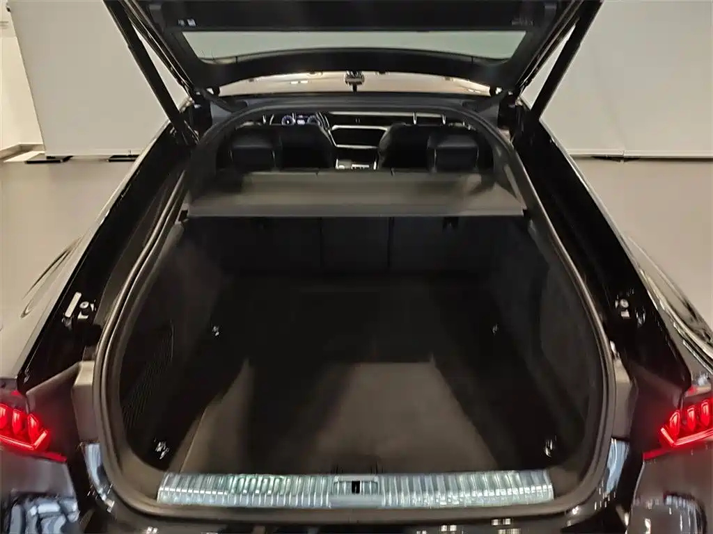 AUDI A7 2021
