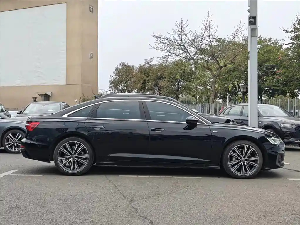AUDI A6L 2021