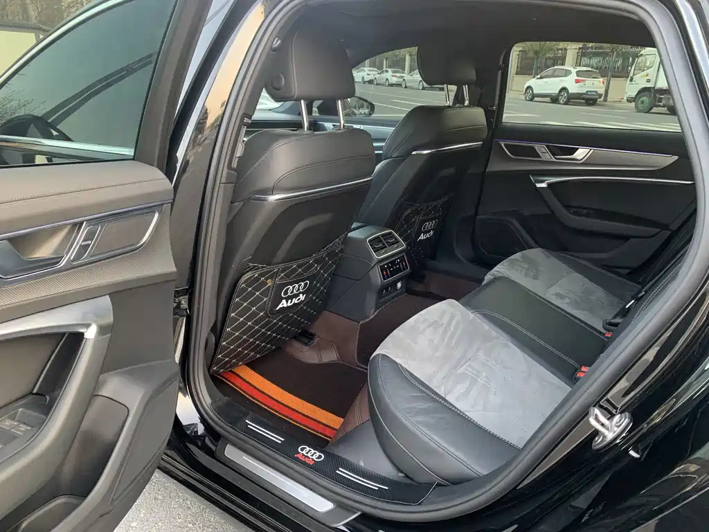 AUDI A6L 2023
