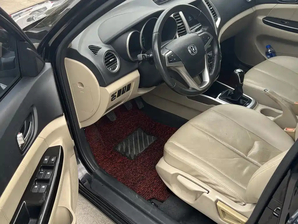 CHANGAN EADO 2012