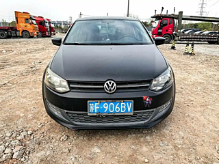 VOLKSWAGEN POLO 2013