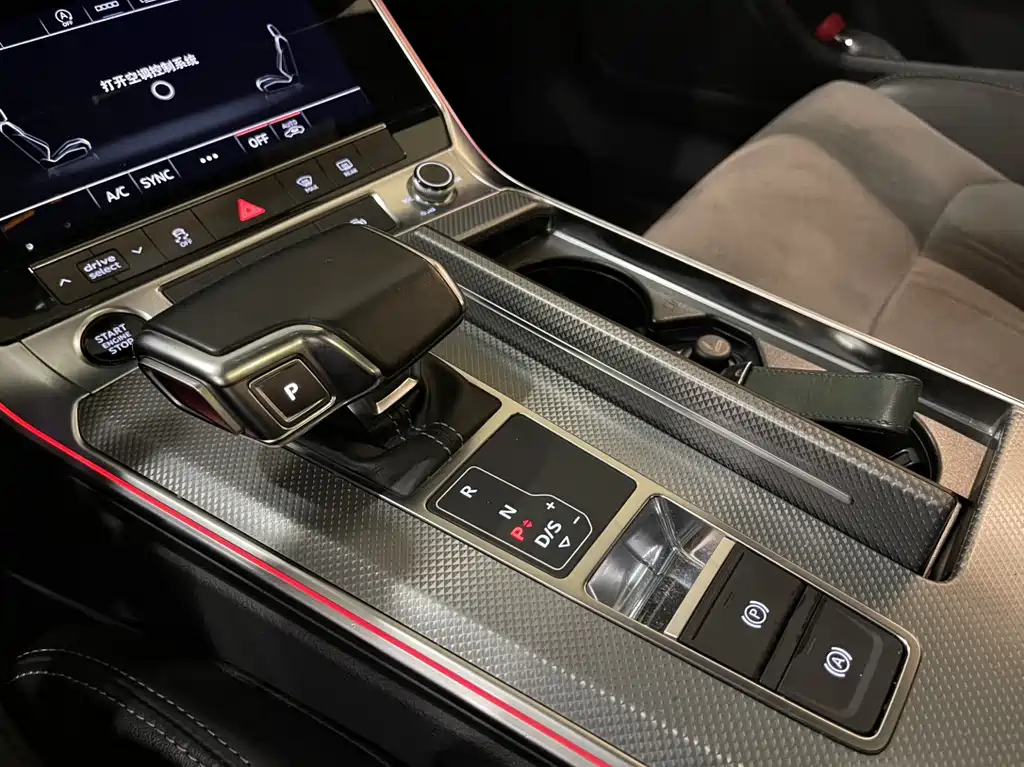 AUDI A6L 2021