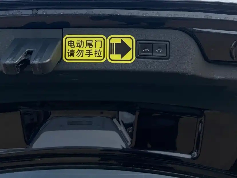 VOLKSWAGEN PASSAT 2019